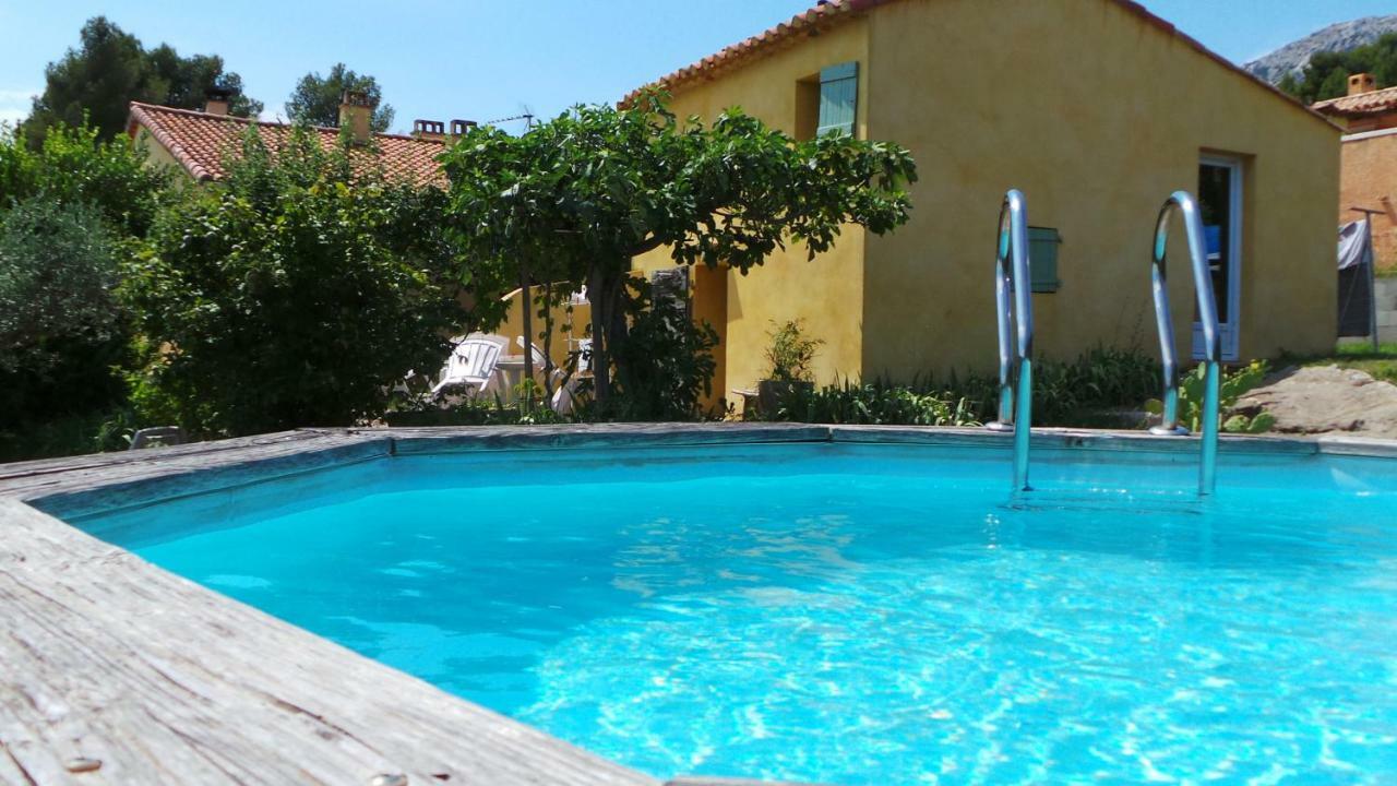 Sainte Victoire Le Cabanon Vila Puyloubier Exterior foto